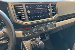 musta Volkswagen Crafter 2023 kuva 32.