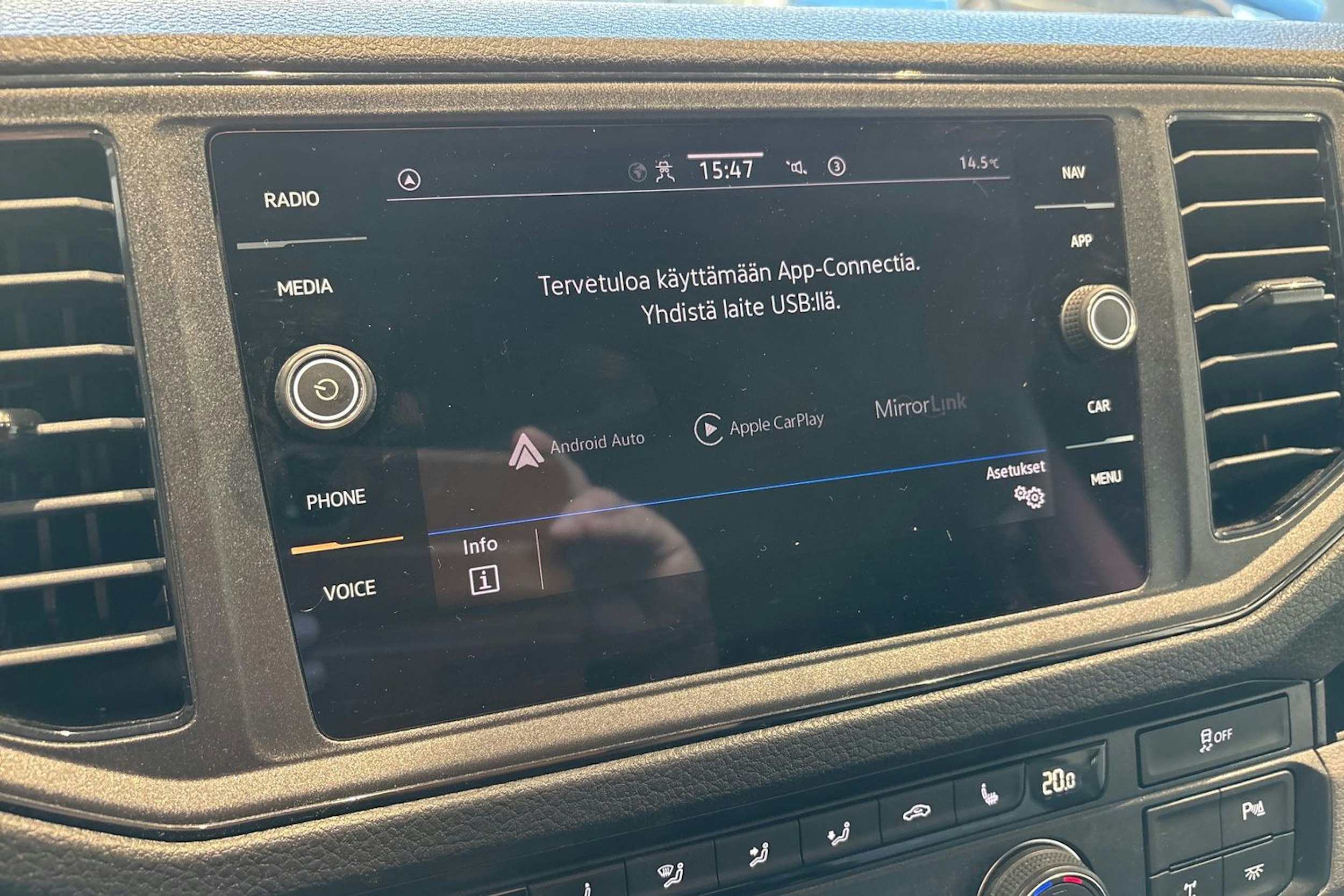 musta Volkswagen Crafter 2023 kuva 34.