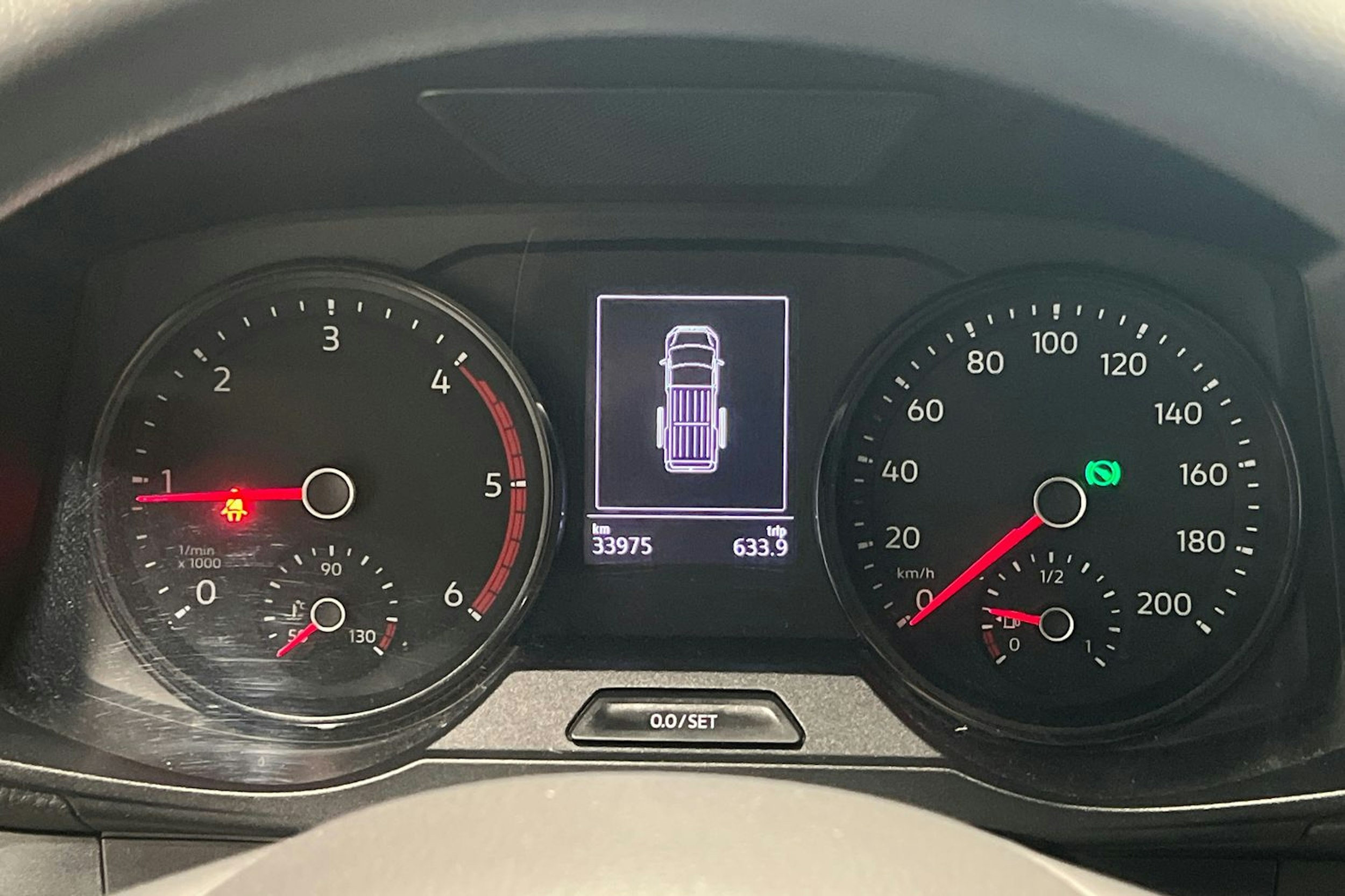 vihreä Volkswagen Crafter 2023 kuva 20.