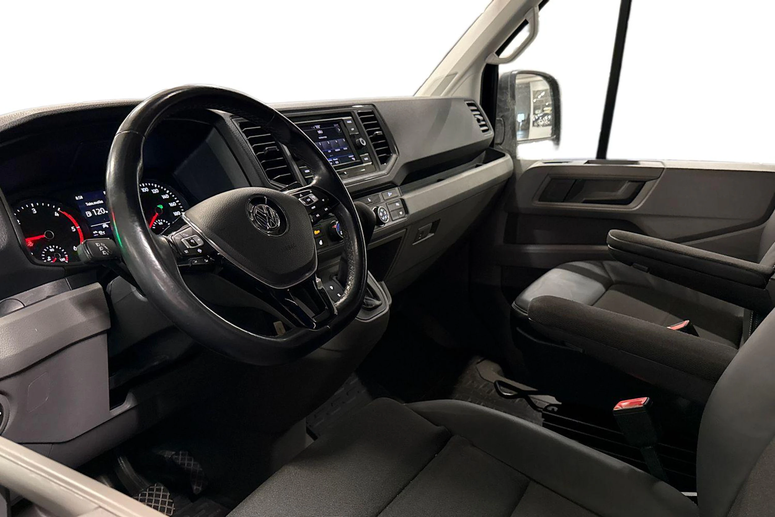 Musta Volkswagen CRAFTER 2024 kuva 3.