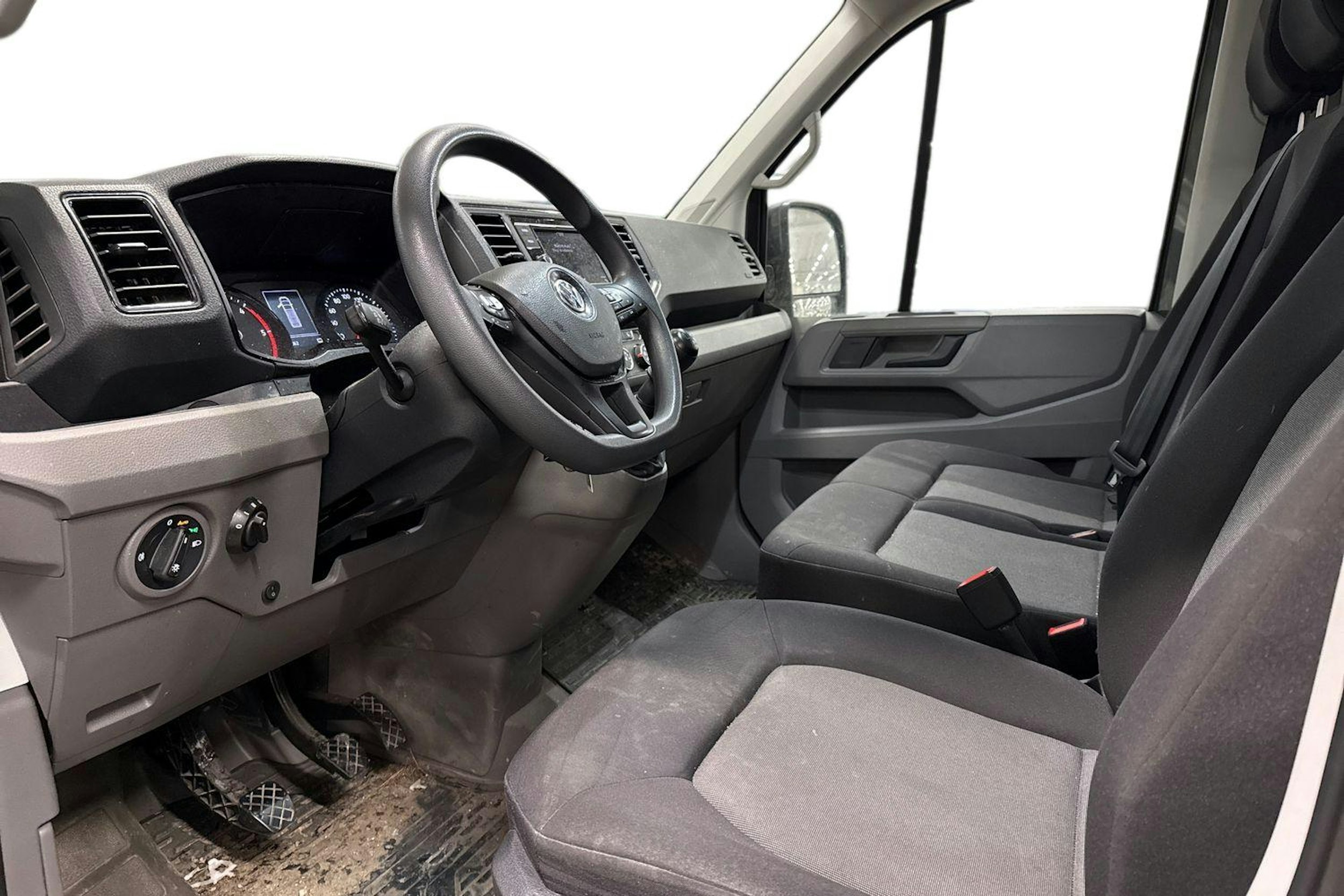 Harmaa Volkswagen CRAFTER 2024 kuva 3.