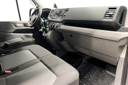 met. harmaa Volkswagen Crafter 2024 kuva 11.