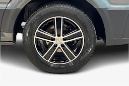 met. harmaa Volkswagen Crafter 2024 kuva 12.