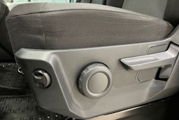 met. harmaa Volkswagen Crafter 2024 kuva 29.