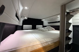 Musta Volkswagen Crafter 2024 kuva 20.