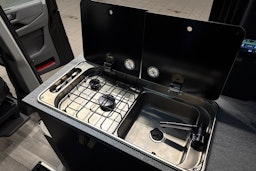 Musta Volkswagen Crafter 2024 kuva 23.