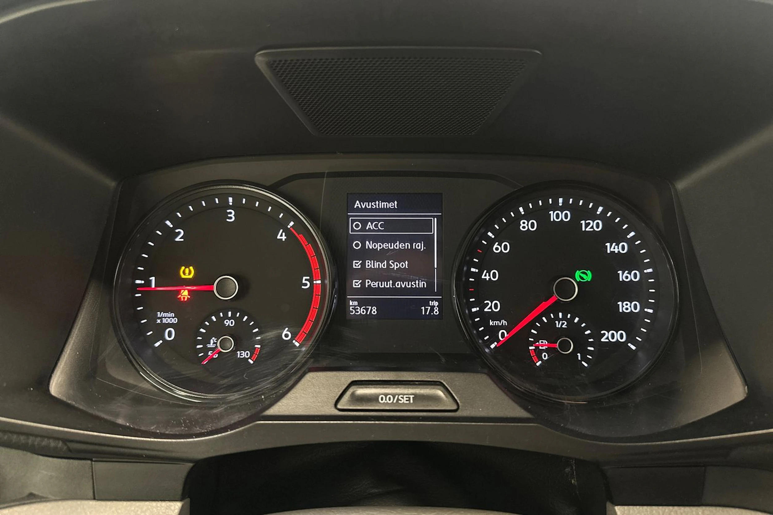 musta Volkswagen Crafter 2024 kuva 12.
