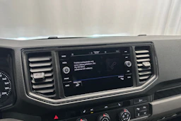 musta Volkswagen Crafter 2024 kuva 16.