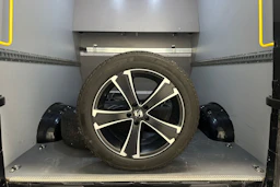 musta Volkswagen Crafter 2024 kuva 34.
