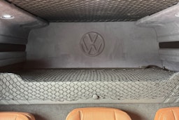 Musta Volkswagen Crafter 2024 kuva 13.