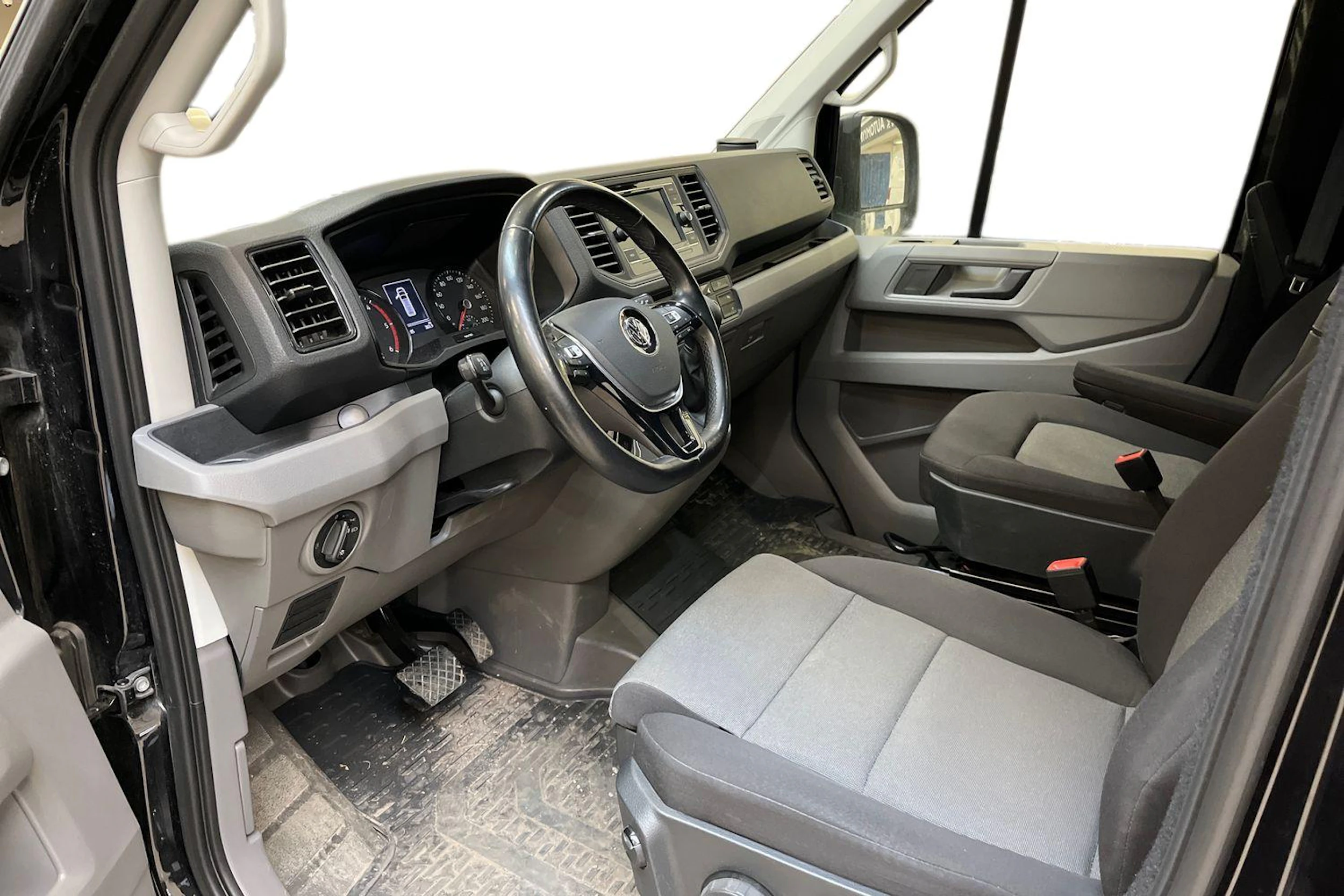 musta Volkswagen Crafter 2024 kuva 3.