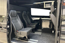musta Volkswagen Crafter 2024 kuva 11.