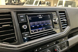 musta Volkswagen Crafter 2024 kuva 17.