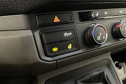 musta Volkswagen Crafter 2024 kuva 22.