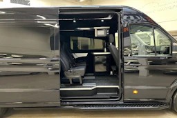 musta Volkswagen Crafter 2024 kuva 25.