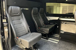 musta Volkswagen Crafter 2024 kuva 26.