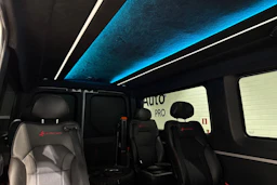 valkoinen Volkswagen Crafter 2024 kuva 13.