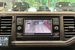 valkoinen Volkswagen Crafter 2024 kuva 20.