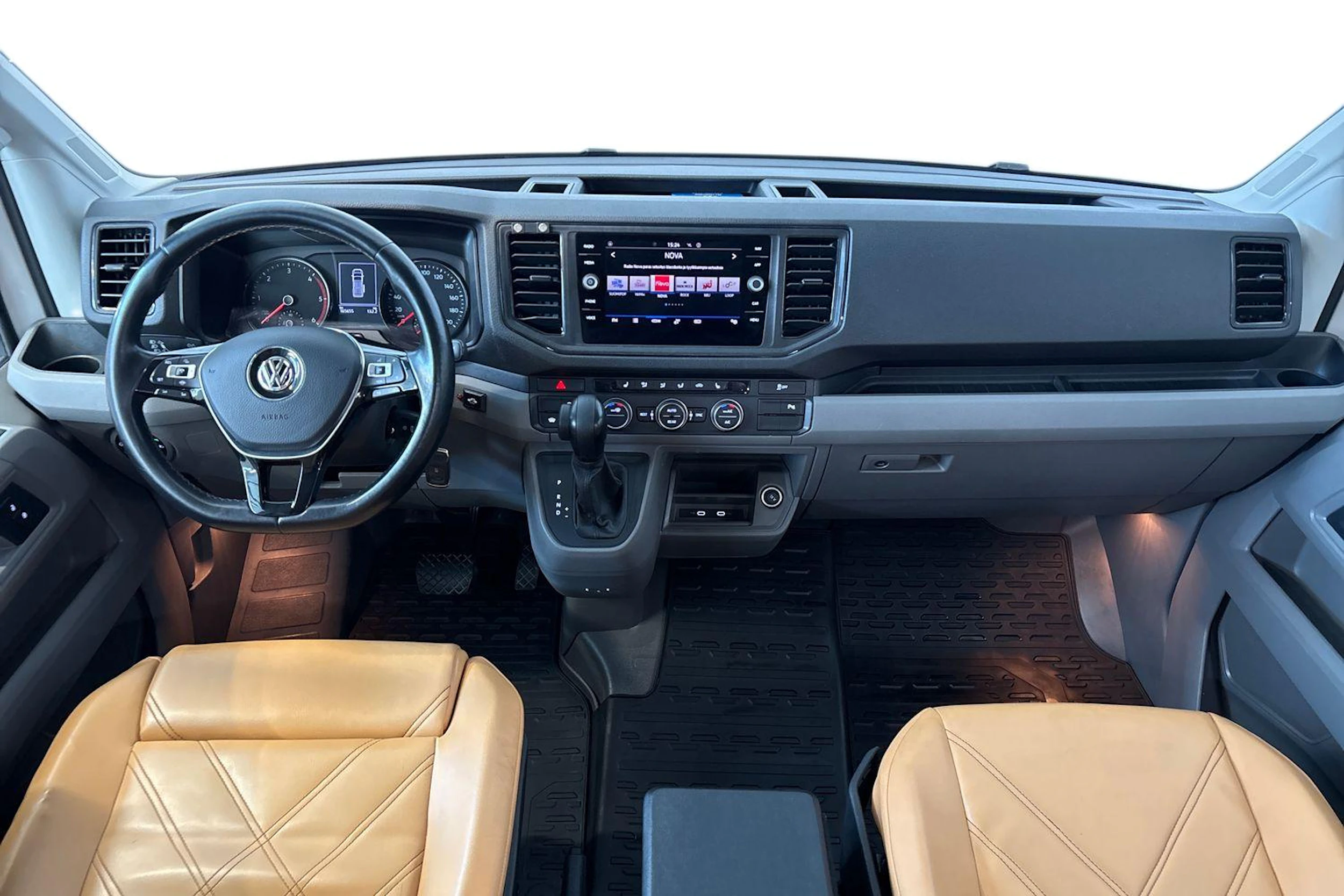 Valkoinen Volkswagen CRAFTER 2024 kuva 9.