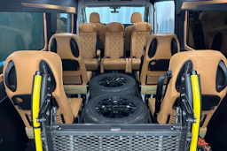 Valkoinen Volkswagen CRAFTER 2024 kuva 18.