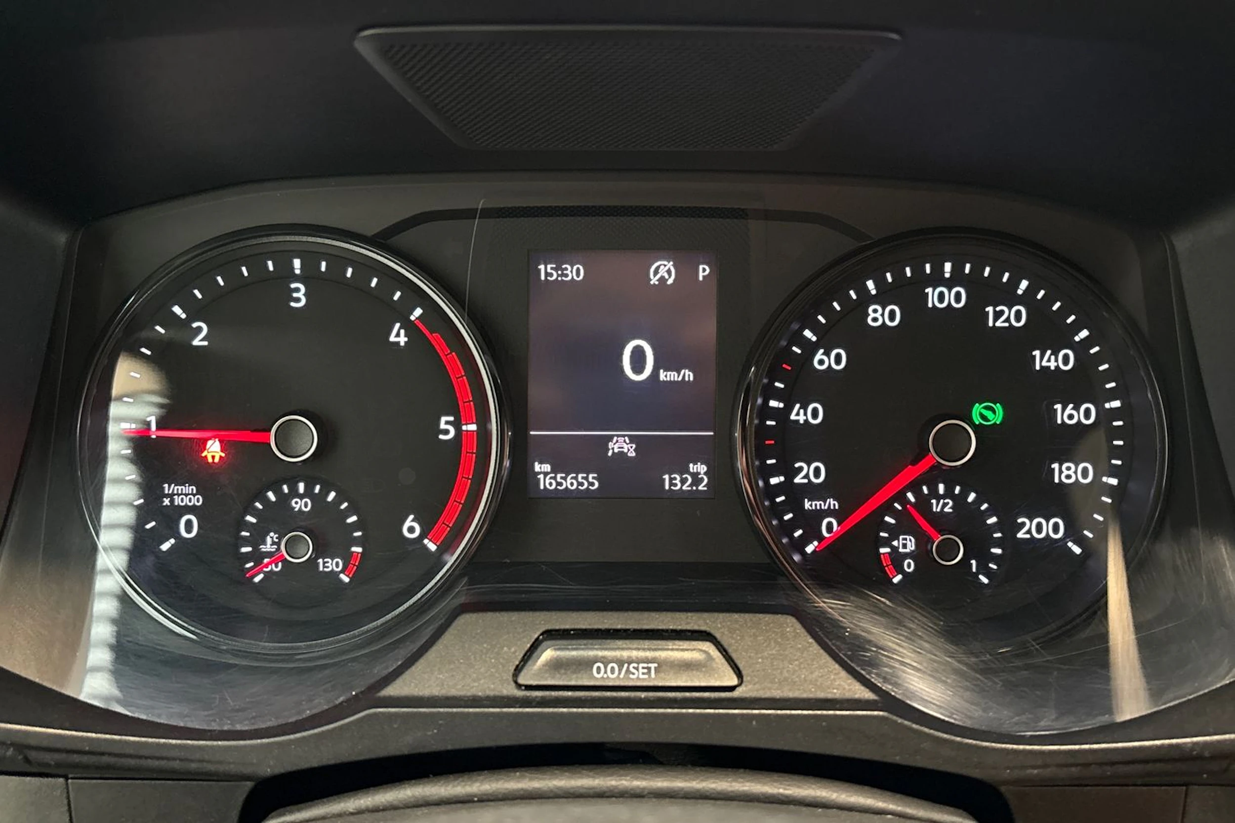 Valkoinen Volkswagen CRAFTER 2024 kuva 21.