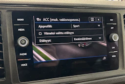 Valkoinen Volkswagen CRAFTER 2024 kuva 25.