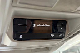 Valkoinen Volkswagen CRAFTER 2024 kuva 31.