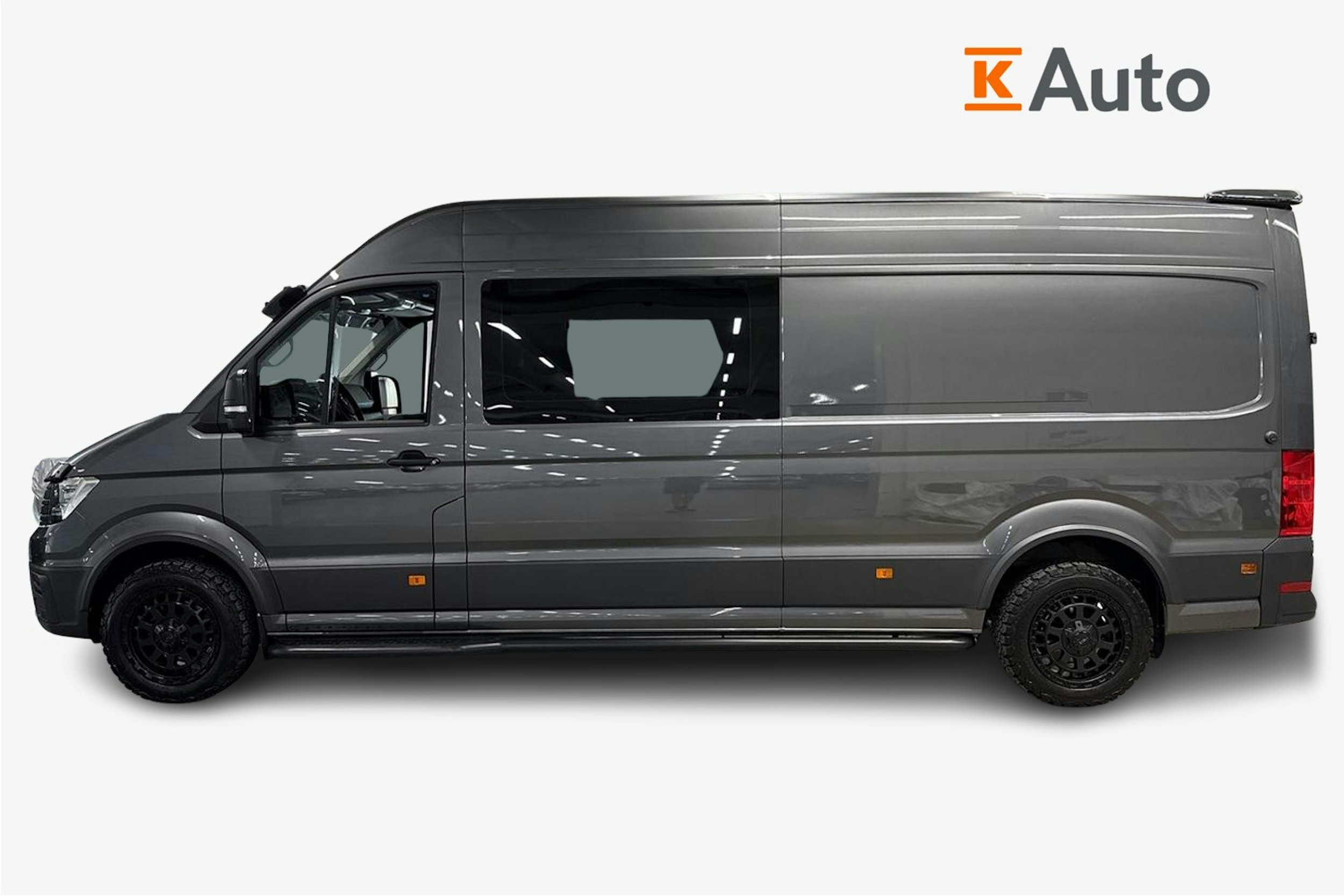 Harmaa Volkswagen CRAFTER 2024 kuva 6.