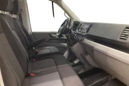 valkoinen Volkswagen Crafter 2024 kuva 10.