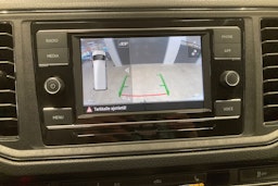 valkoinen Volkswagen Crafter 2024 kuva 18.