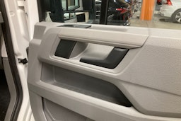 valkoinen Volkswagen Crafter 2024 kuva 24.