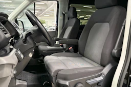 met. musta Volkswagen Crafter 2024 kuva 19.