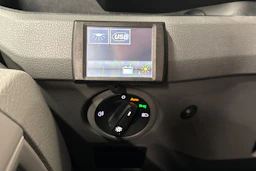 met. musta Volkswagen Crafter 2024 kuva 24.