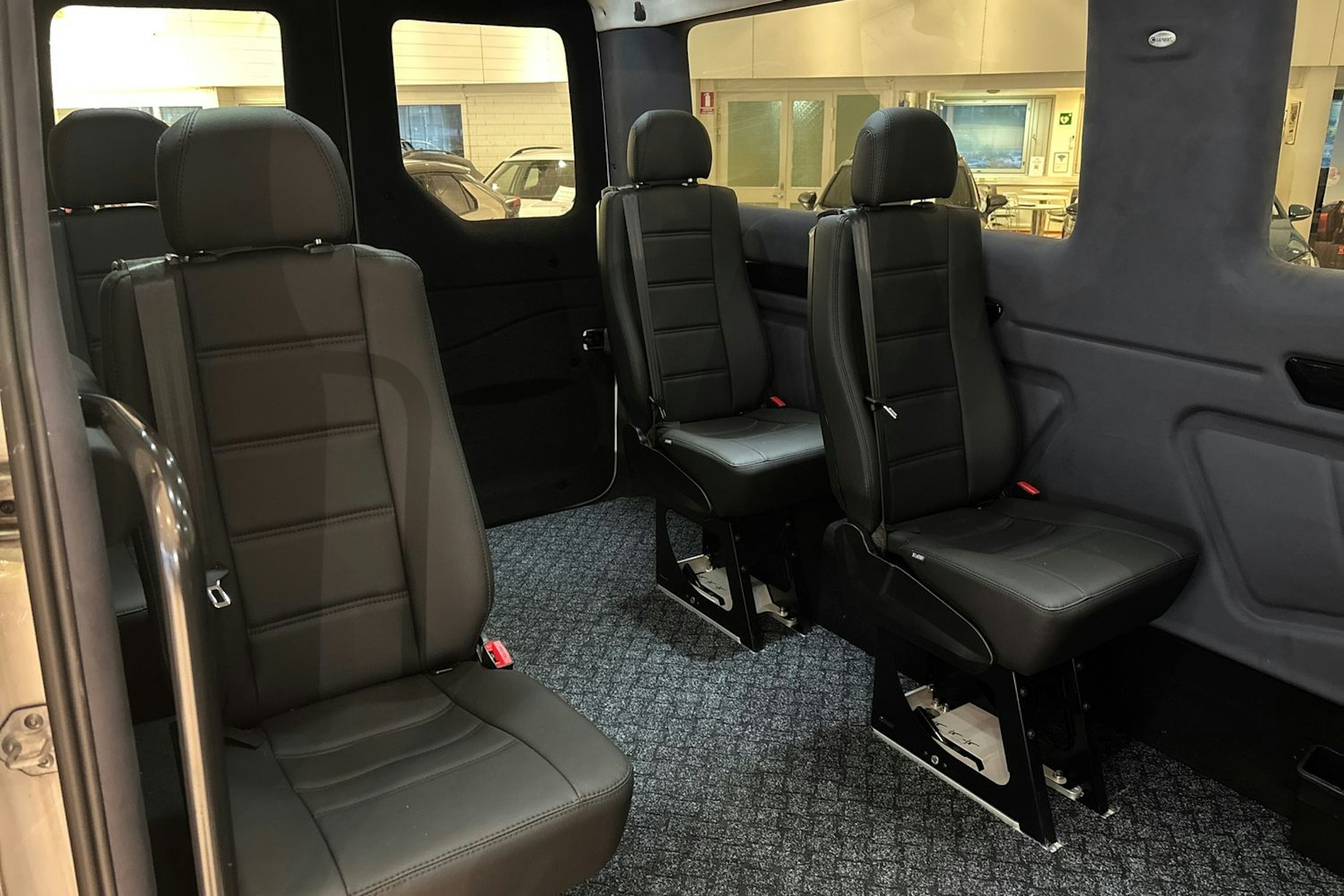 valkoinen Volkswagen Crafter 2026 kuva 13.