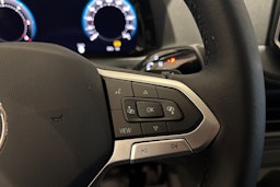 valkoinen Volkswagen Crafter 2026 kuva 17.