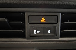 valkoinen Volkswagen Crafter 2026 kuva 21.