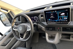 valkoinen Volkswagen Crafter 2025 kuva 11.