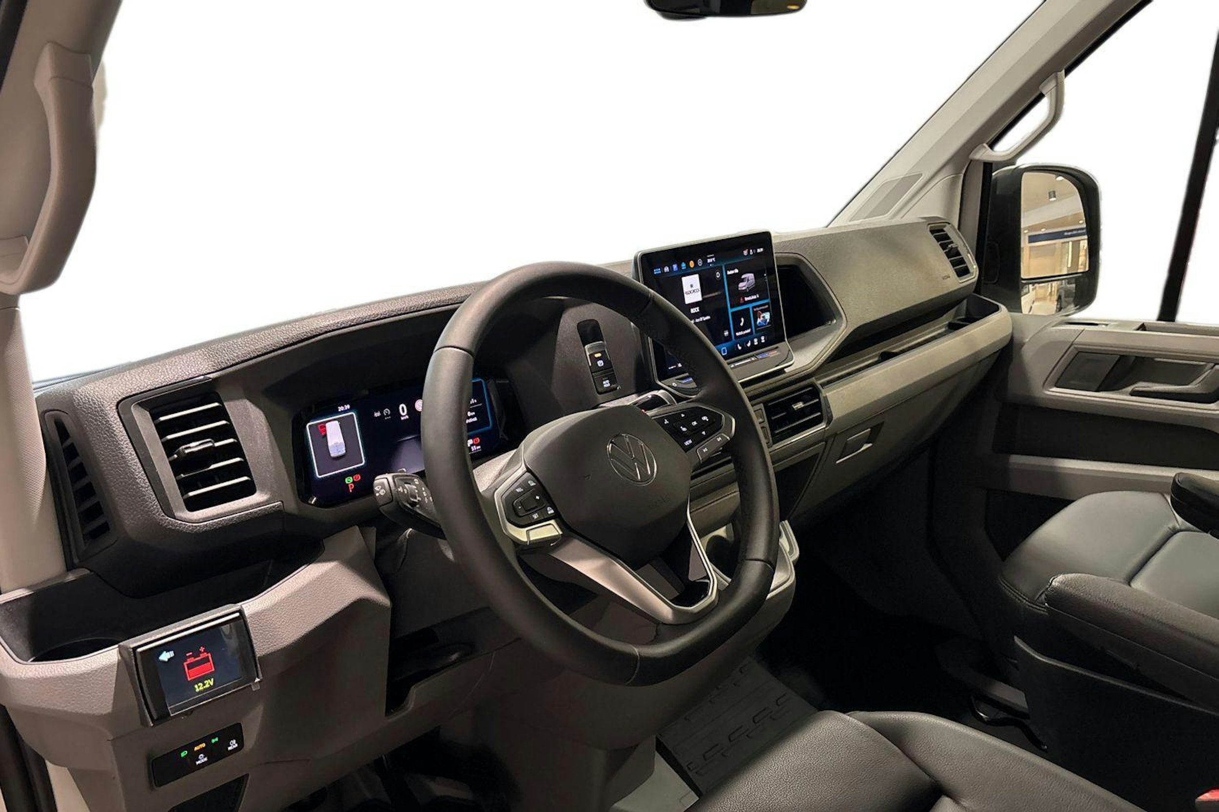 valkoinen Volkswagen Crafter 2025 kuva 14.