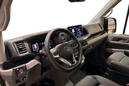 valkoinen Volkswagen Crafter 2025 kuva 14.