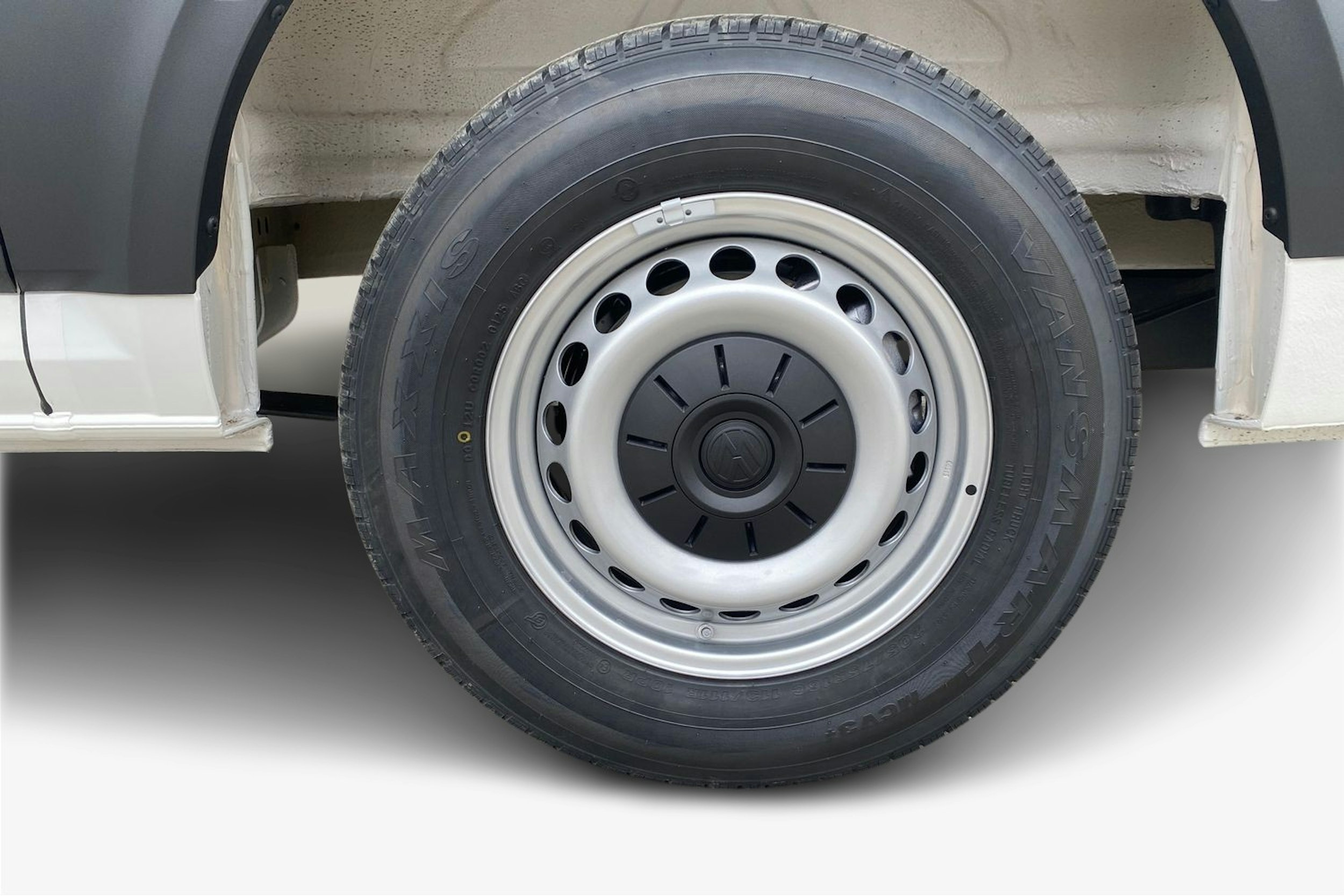 valkoinen Volkswagen Crafter 2025 kuva 11.