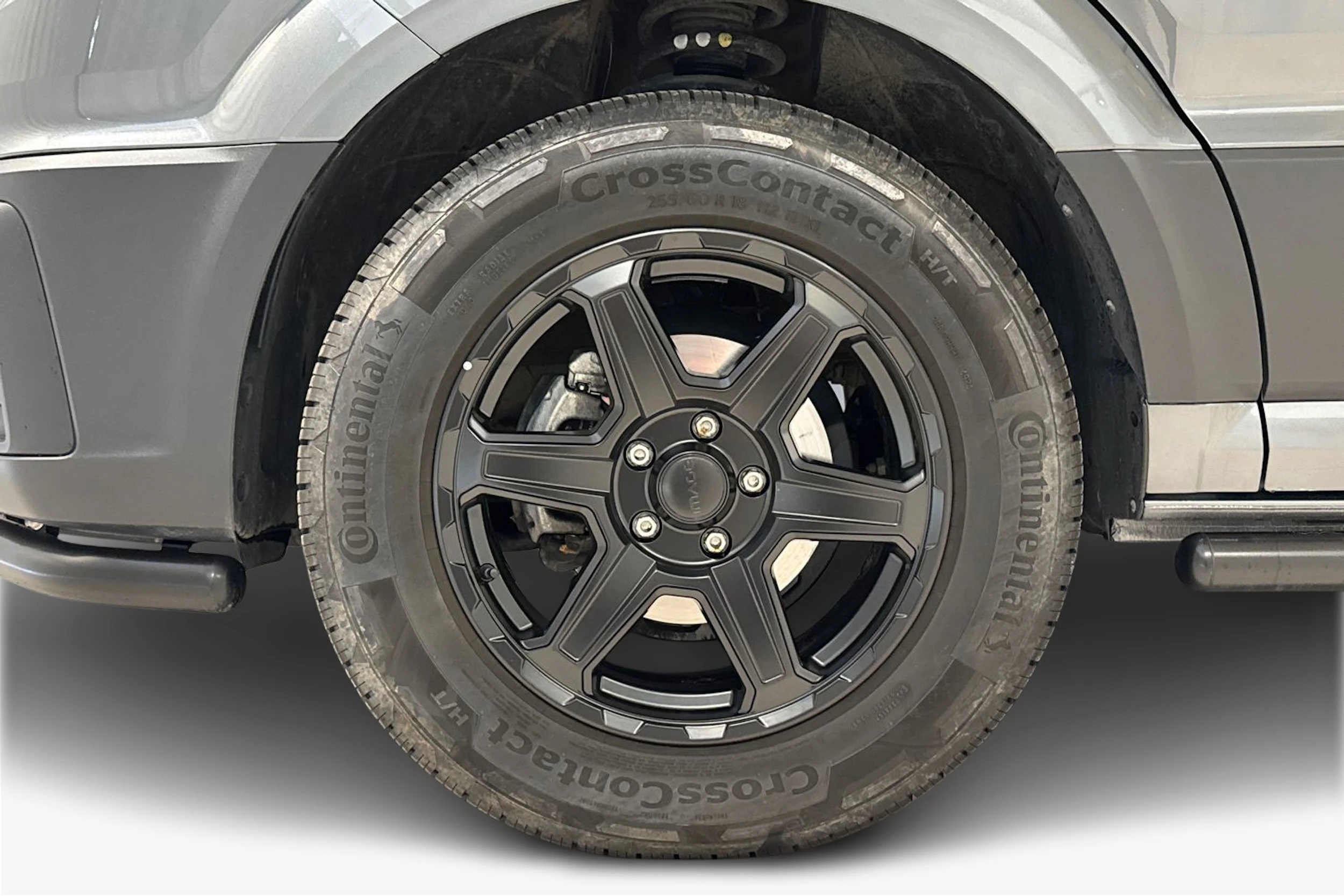 met. harmaa Volkswagen Crafter 2025 kuva 28.