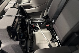 Punainen Volkswagen Crafter 2025 kuva 38.