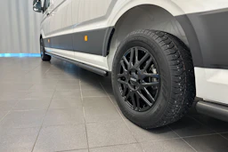 Valkoinen Volkswagen Crafter 2025 kuva 28.