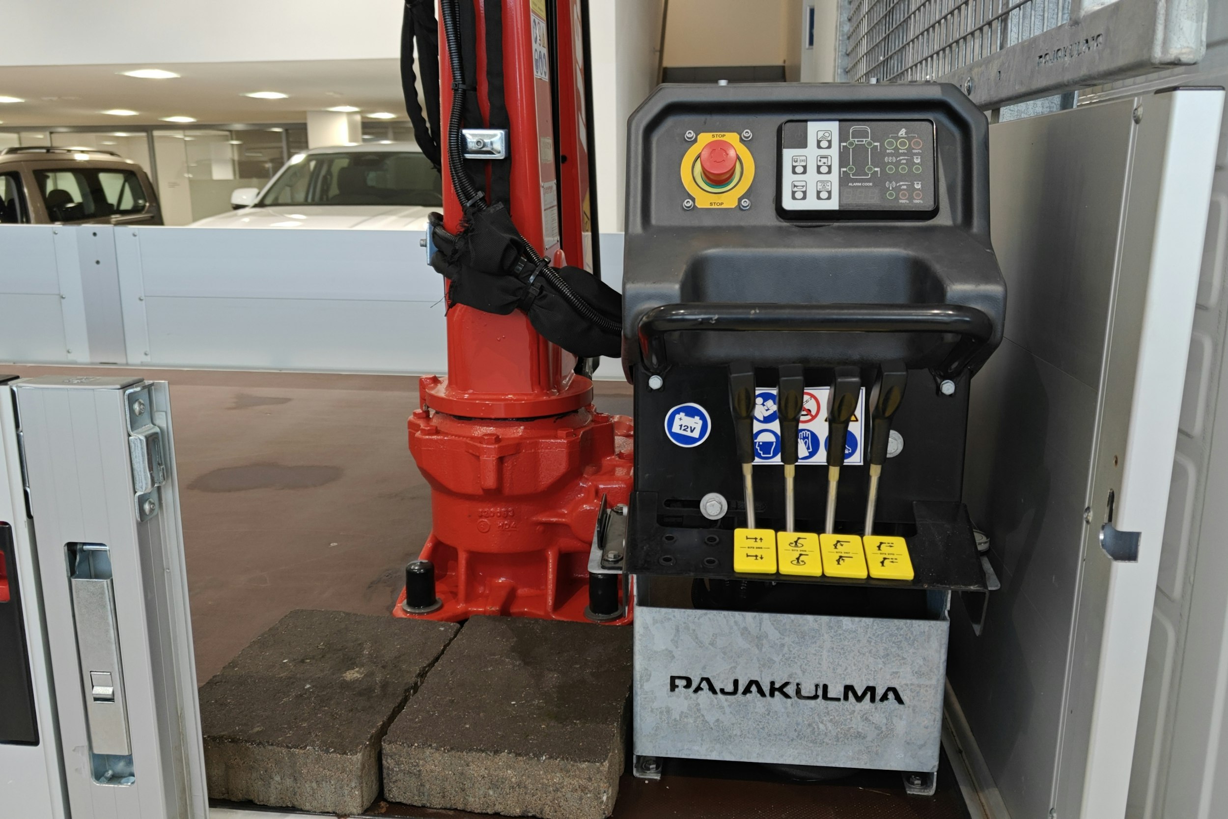 valkoinen Volkswagen Crafter 2025 kuva 17.