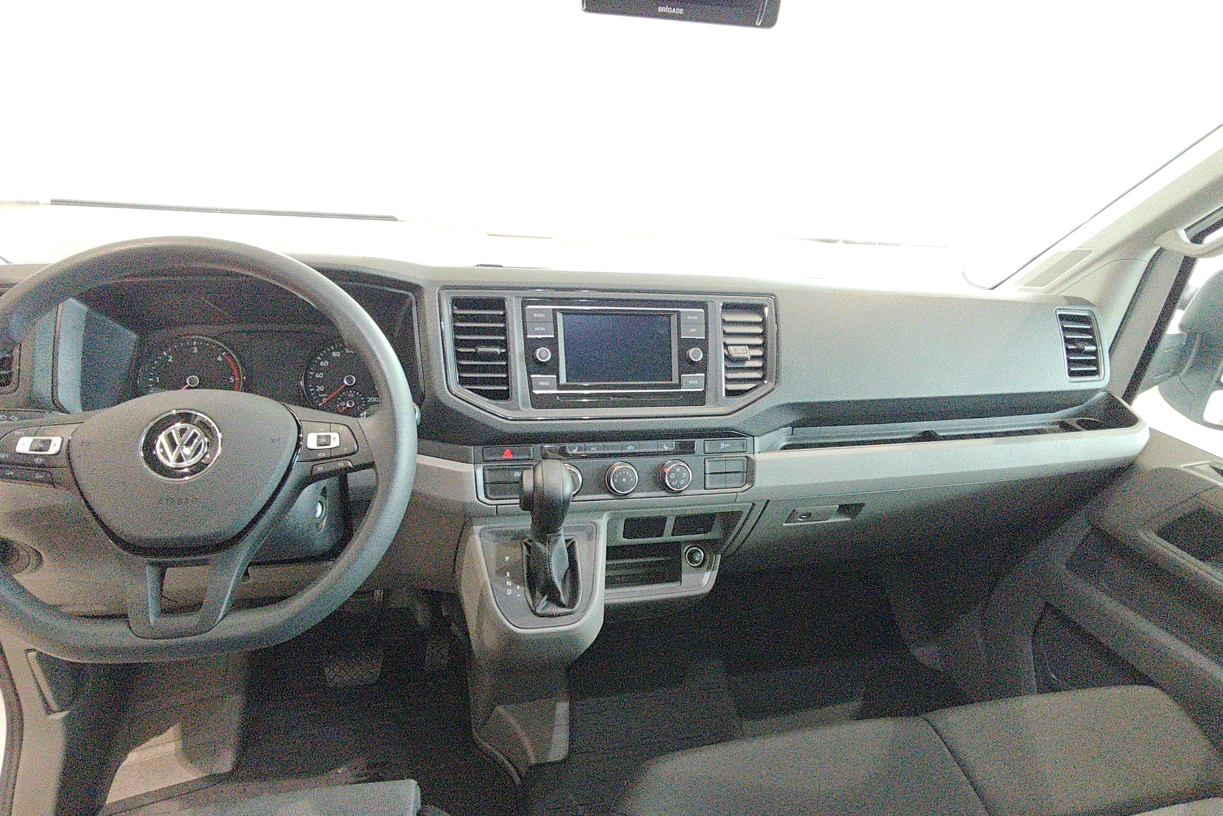 valkoinen Volkswagen Crafter 2025 kuva 9.