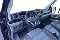 harmaa Volkswagen Crafter 2025 kuva 8.