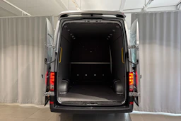 met. musta Volkswagen Crafter 2025 kuva 13.