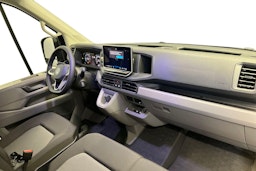 musta Volkswagen Crafter 2025 kuva 9.