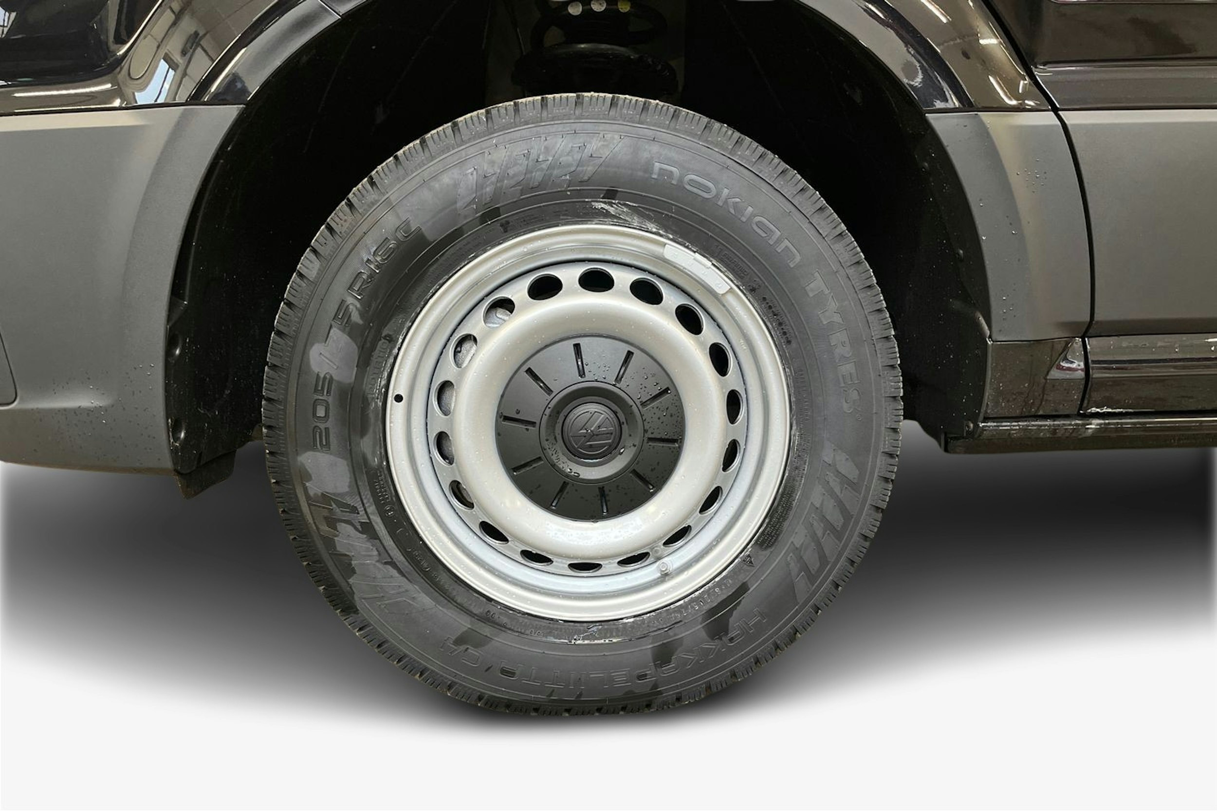 musta Volkswagen Crafter 2025 kuva 12.