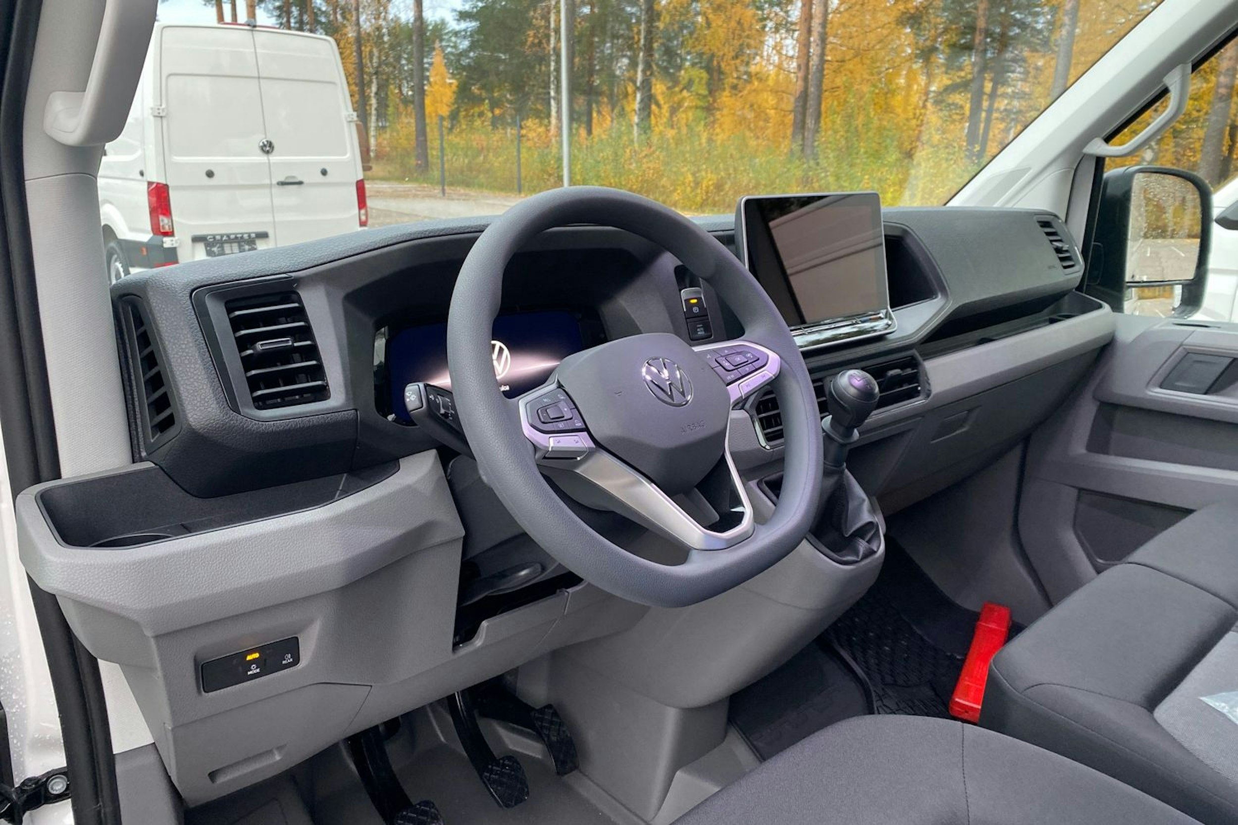 valkoinen Volkswagen Crafter 2025 kuva 8.